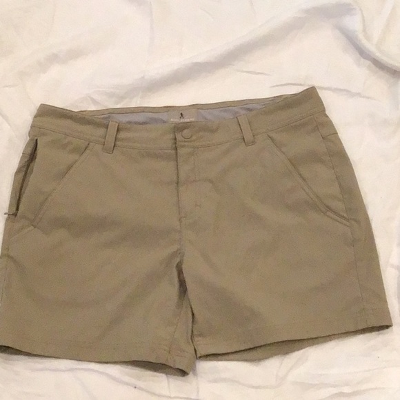 Royal Robbins Khaki Colored Shorts Size 12 - Picture 1 of 4